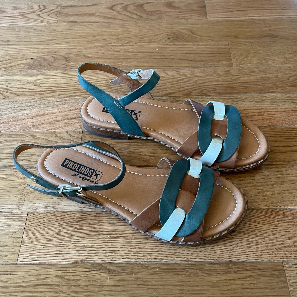 Pikolinos Algar W0x Leather Sandals